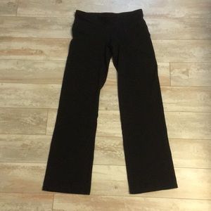 Black yoga pants